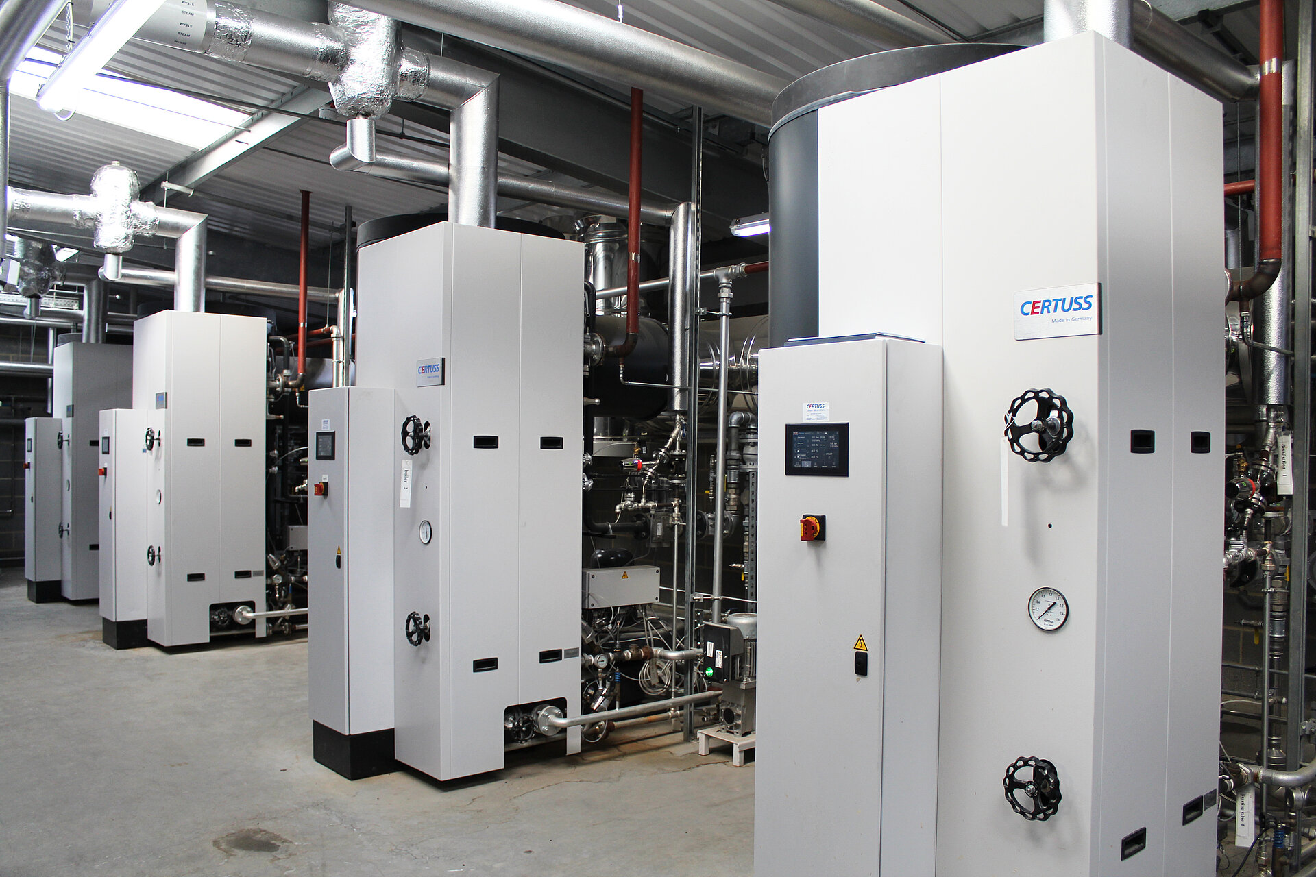 Multiple system of Universal TC steam generators in use