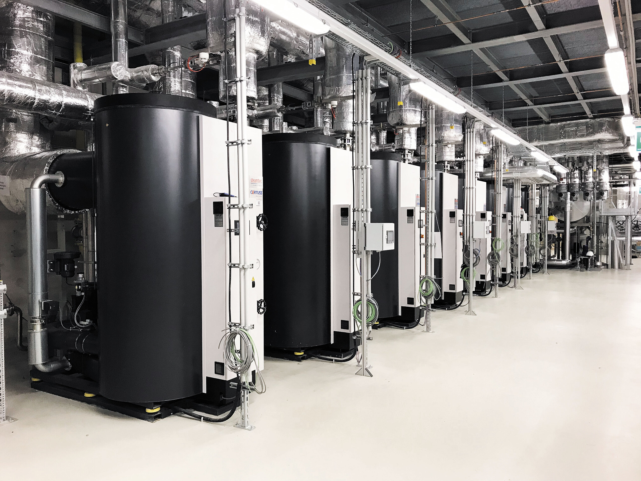 Multiple boiler plant (8 x Universal TC)
